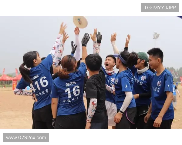 南京飞盘队在极限运动联赛积分榜上以77分稳居第一名展现强劲实力